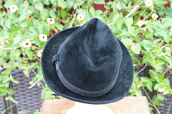 1950s Dobbs Fifth Avenue Style L0456 Hunter MT Black Velour Wool Rope Band Fedora Hat - Size 6 7/8 at whisperingcityrva.com