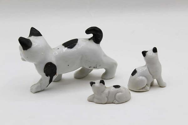 Black and White Porcelain Cat Family Vintage Miniature Figurines at whisperingcityrva.com
