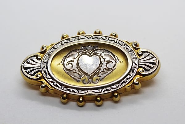 Vintage Hayward 1/20-12K Gold Filled Etched Heart Brooch | Whispering City RVA