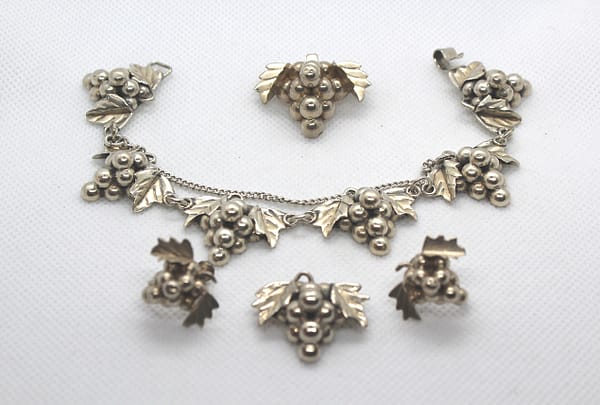 Taxco Signed 925 Sterling Silver Grape Jewelry Set - Bracelet, Brooch, Pendant, Earrings at whisperingcityrva.com