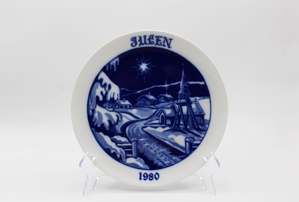 1980 Hackefors Jultallrik Scandinavian Collectors Plate | Whispering City RVA