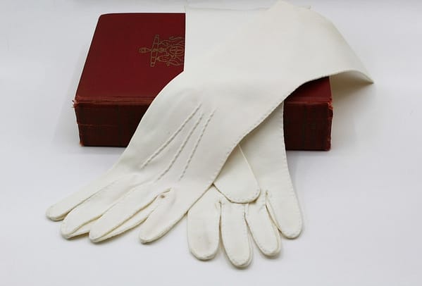 Aris Mid Century Vintage Imported Mid-Arm Length White Ladies Gloves at whisperingcityrva.com