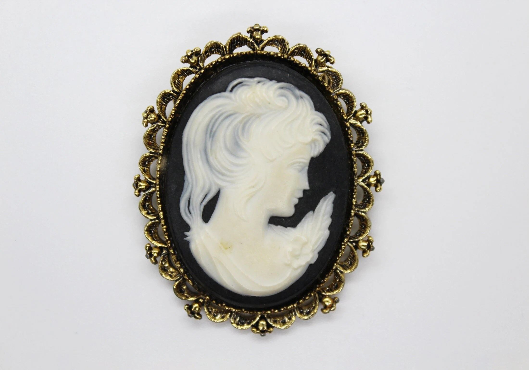 1960s Gerry's Signed Black & White Cameo Brooch in Gold Tone Frame - Vintage, Victorian Revival, Mid Century, Art Nouveau Costume Jewelry