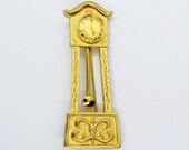 Gold Tone Articulated Pendulum Grandfather Clock Brooch - Vintage, Retro, 1990s, Y2K, Academia, Grandma, Unisex Costume Jewelry