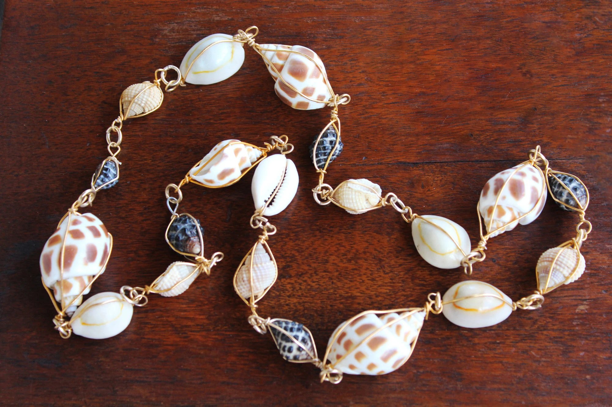 32" Natural Spiral Seashell Wire Wrapped Necklace - Babylon, Cowrie, Nassa - Vintage, Statement, Bold, Chunky, Beach, Boho, Retro