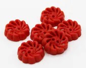 Red Molded Plastic 15mm Pinwheel Swirl Flower Two Hole Sew Through Buttons - Set of 6 - Vintage MCM Mid Century Retro Mod Sewing Supplies