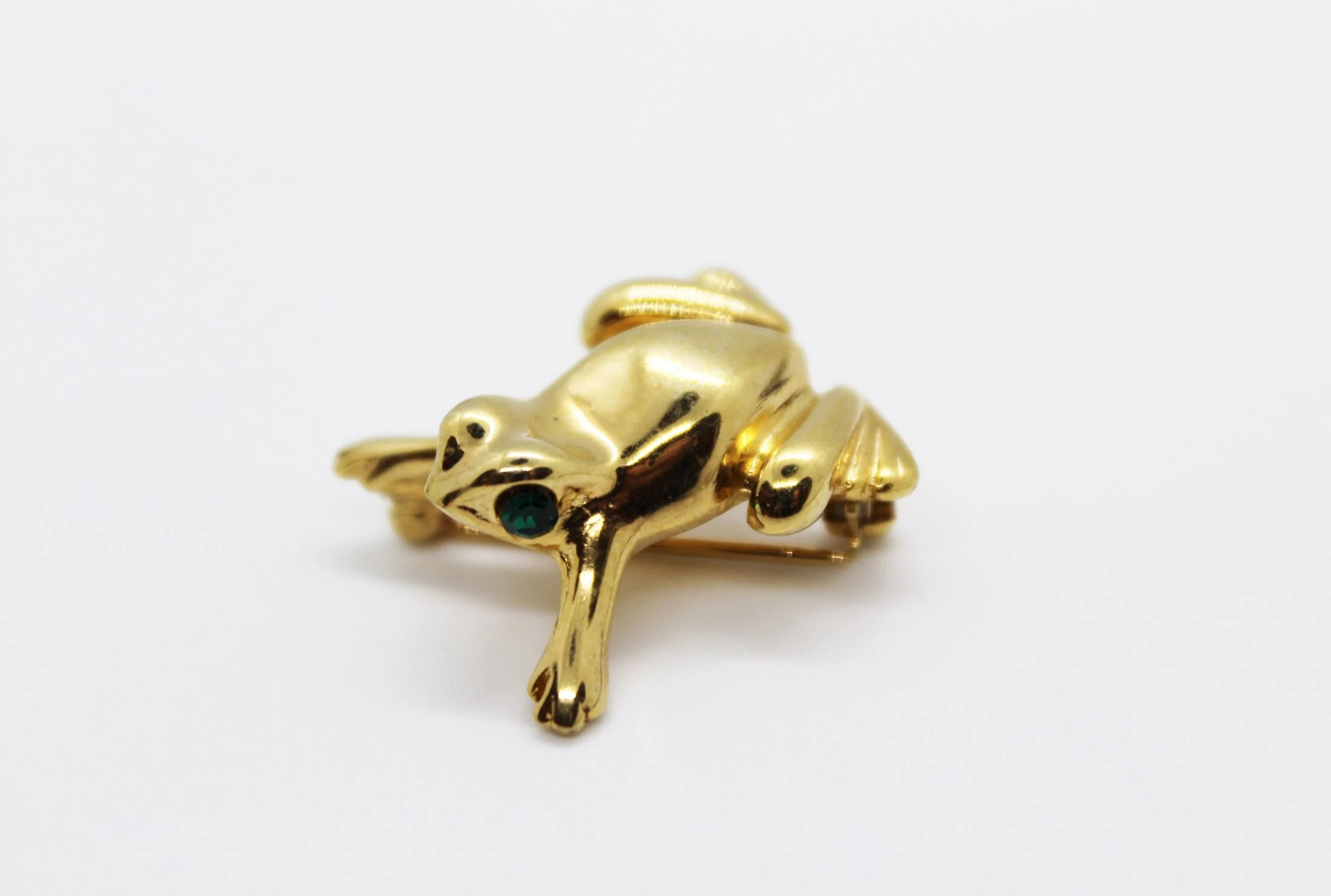 Napier Signed Small Gold Tone Frog Brooch Lapel Pin – Vintage Cottage, Light Academia, Retro, Farm, Animal Lover Jewelry