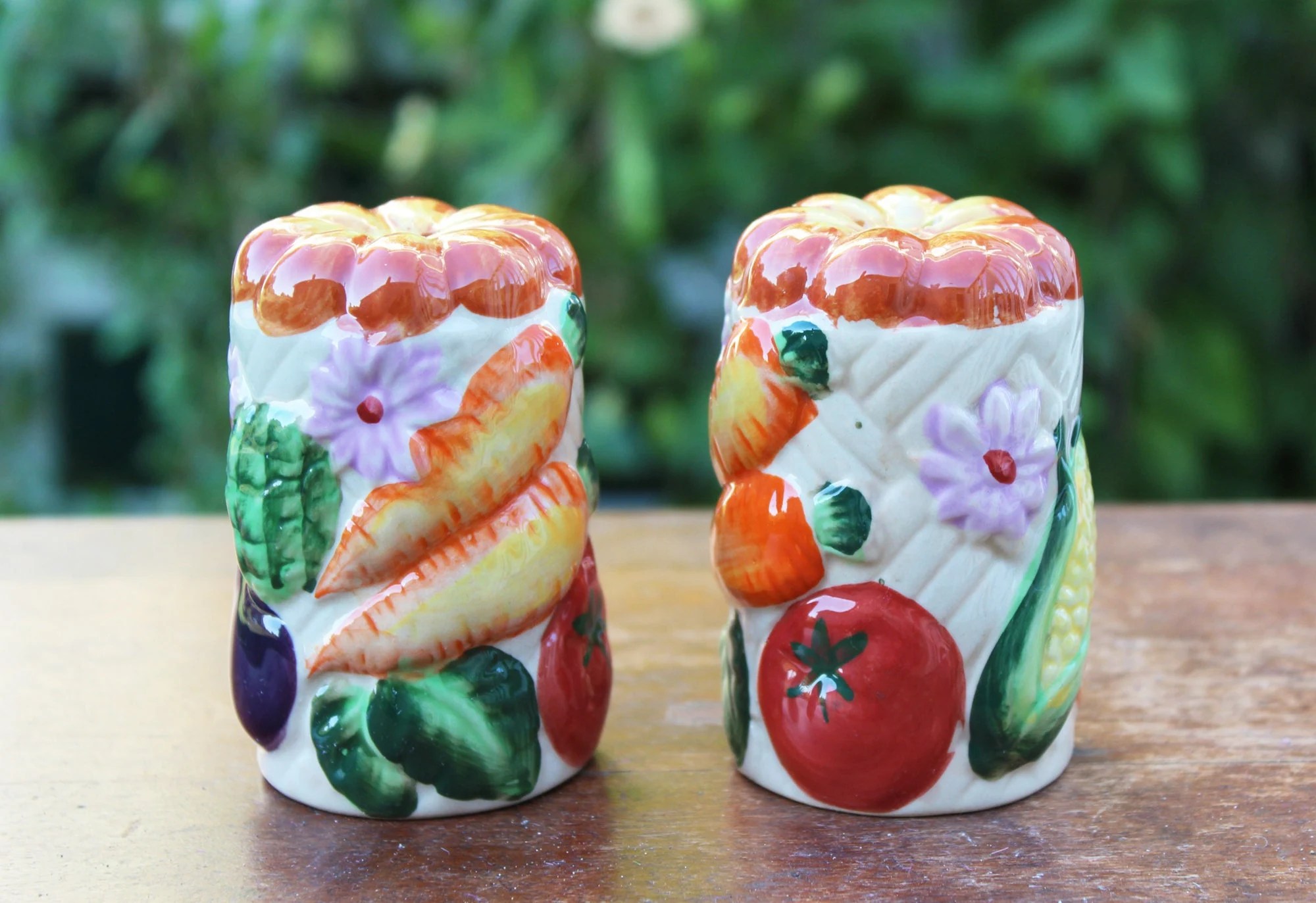 Vintage Vegetable Patch Ceramic Salt and Pepper Spice S&P Shakers - Veggies, Veg, Fall, Table Decor - Farmhouse, Country, Cottage